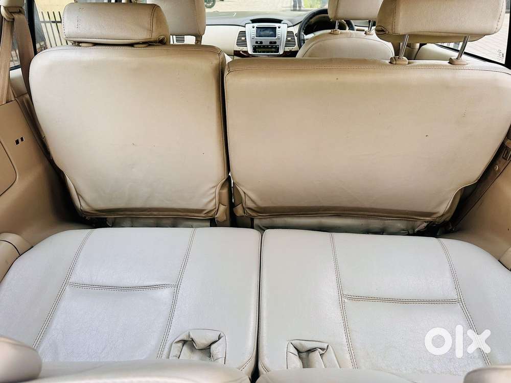 Toyota Innova 2.5 Vx 8 Str, 2014, Diesel