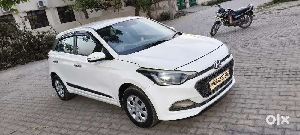I20 Sports Delight Petrol 1st Owner With Record Running Bima Valid