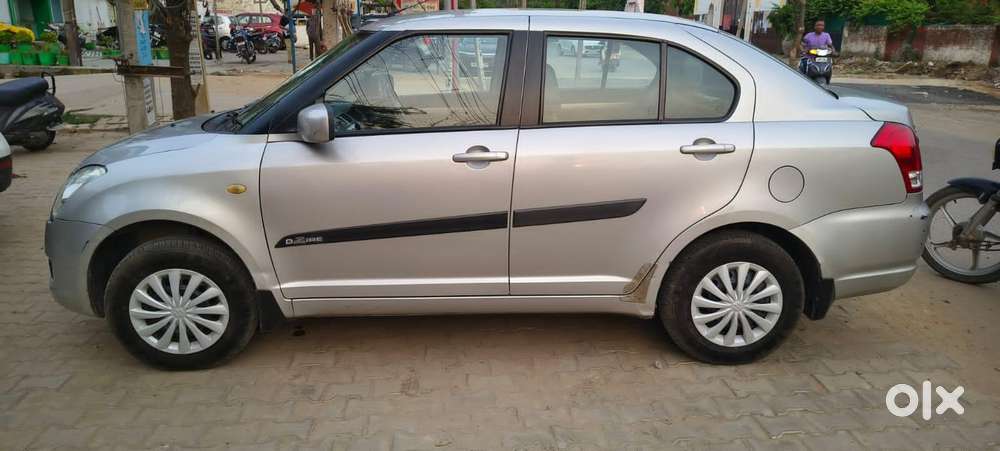 Maruti Suzuki Swift Dzire Vxi Optional, 2010, Petrol