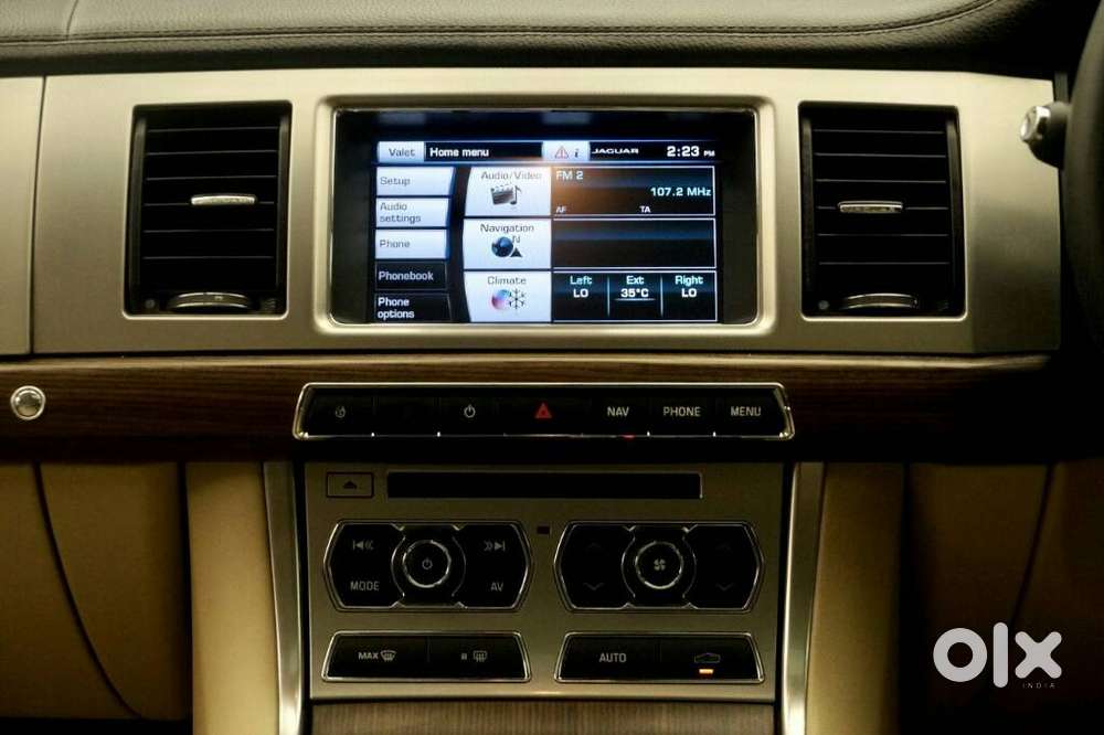 Jaguar Xf Petrol 2.0, 2015, Petrol