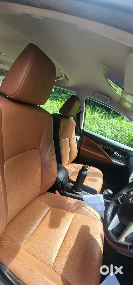 Toyota Innova Crysta – Automatic  Full Option