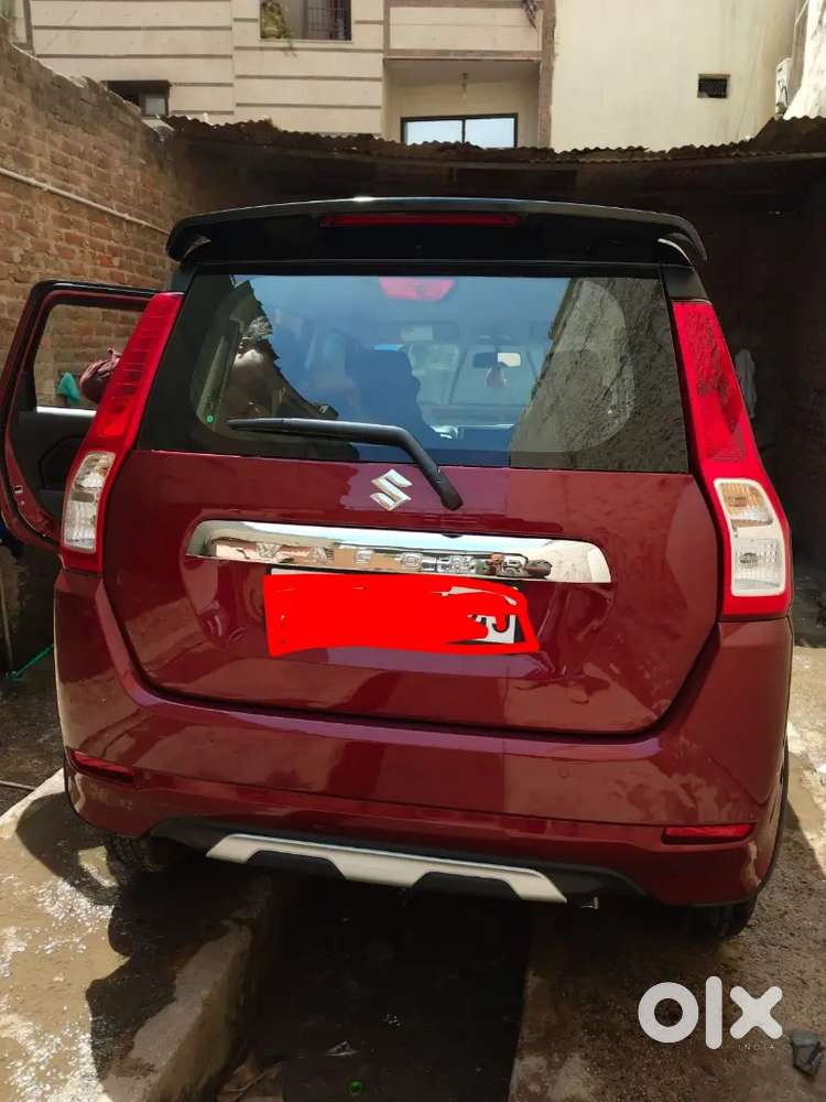Wagonr Zxi Plus Dual Color Automatic Car