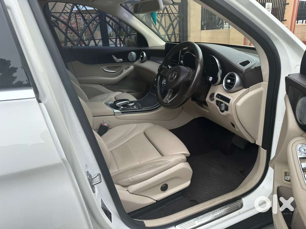 2019 Mercedes-benz Glc 220d 4matic, Company Maintenance, Insurance Liv
