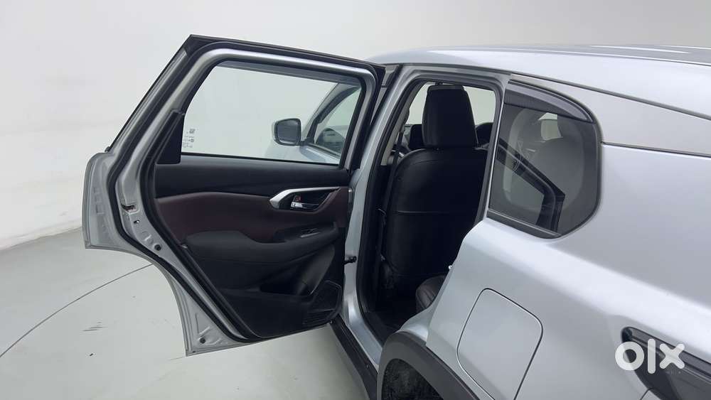 Maruti Suzuki Grand Vitara 1.5 Delta Smart Hybrid At, 2024, Petrol