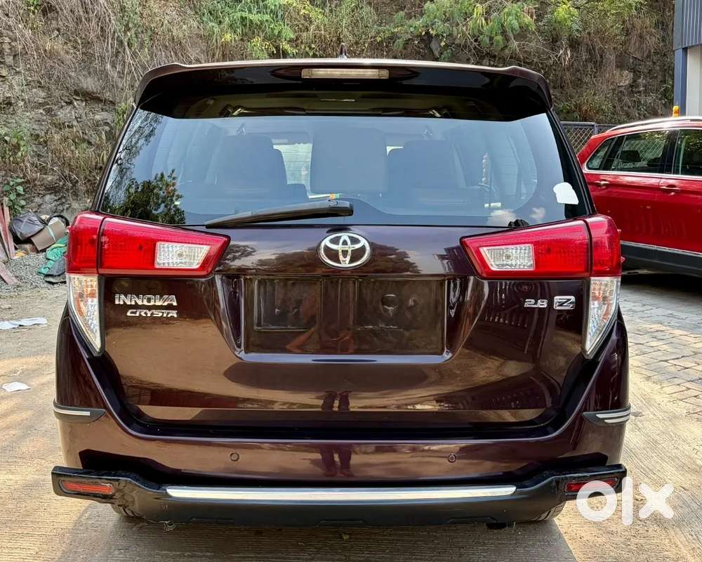 Toyota Innova Crysta 2.8 Zx At 7 Seater, 2018, Diesel