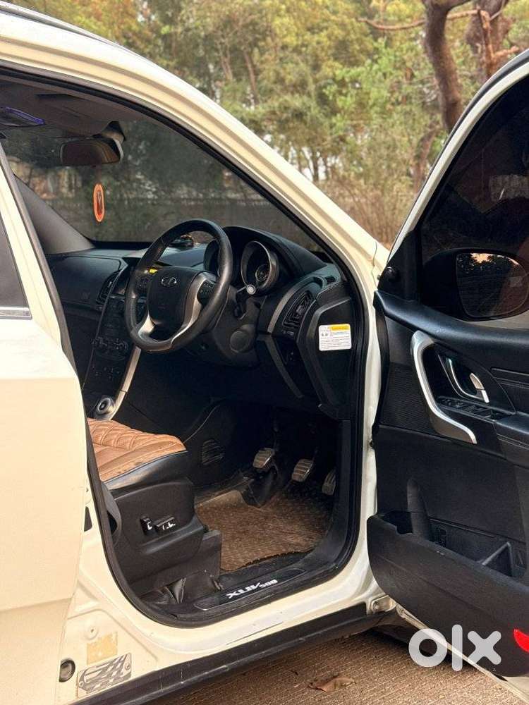 Mahindra Xuv500 W11 Option, 2019, Diesel