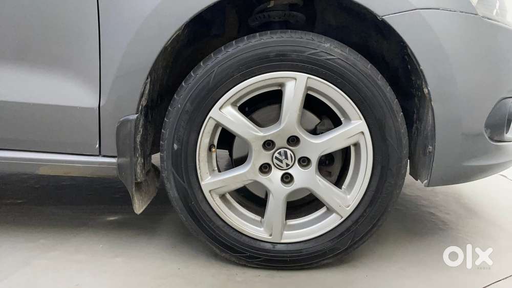Volkswagen Vento Petrol Highline, 2014, Petrol