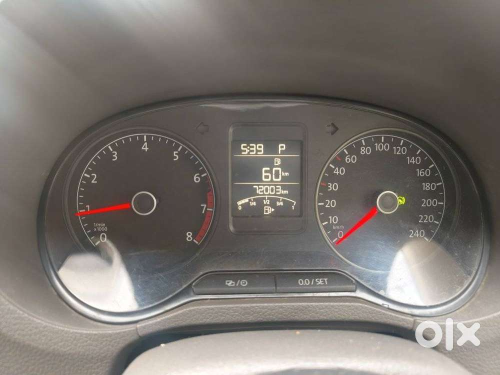 Volkswagen Vento 1.2 Tsi Highline Plus At, 2016, Petrol