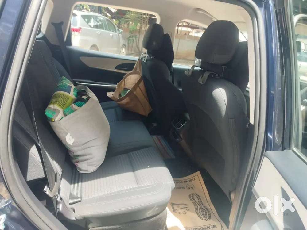 Mahindra Xuv700-ax3- 2022 Diesel