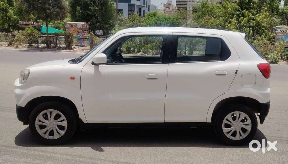 Maruti Suzuki S-presso Vxi Opt, 2022, Petrol