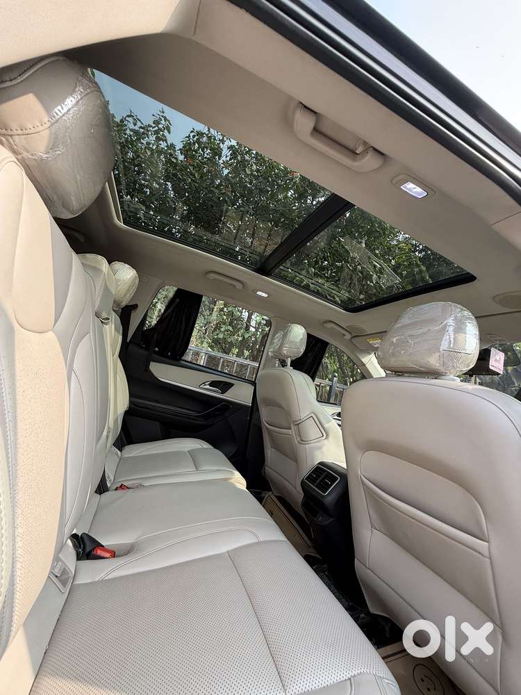 Mahindra Xuv700, 2022, Diesel