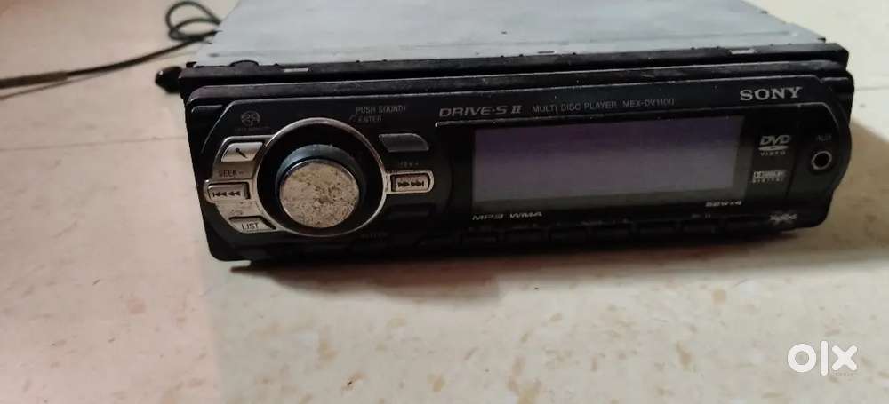 car Sony DVD player working