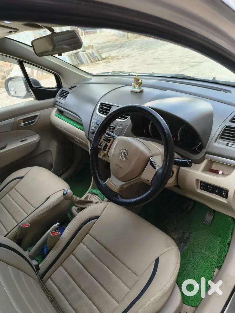 Maruti Suzuki Ertiga Company Fitted Cng Neat Nd Clean Car