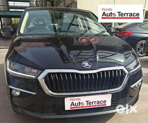 Skoda Slavia 1.0 Tsi Style At, 2025, Petrol