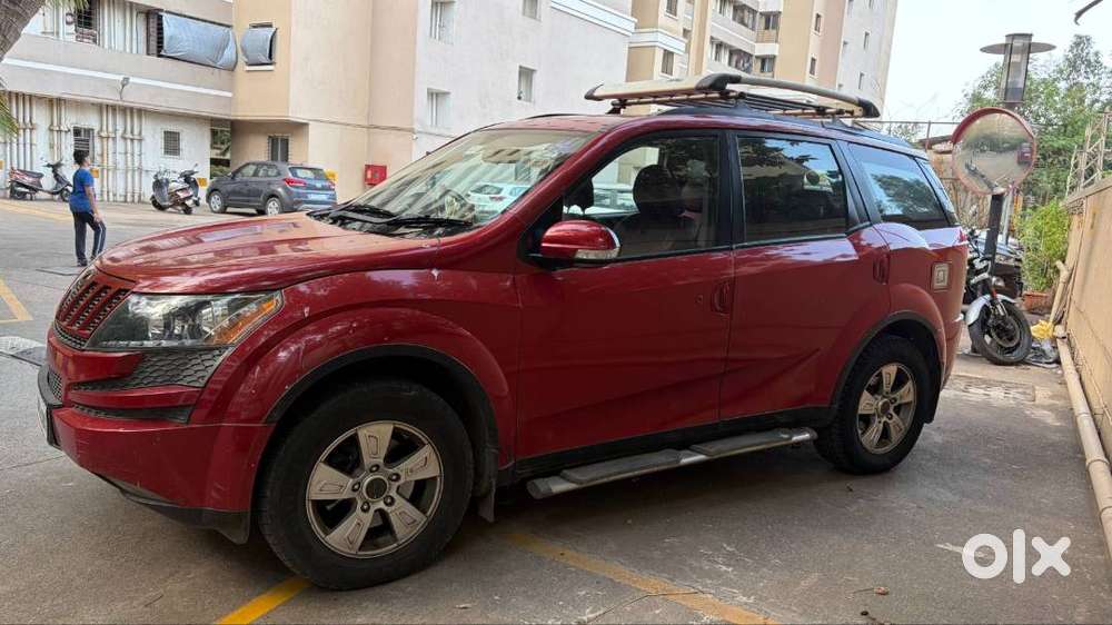 Mahindra Xuv500 W8  90k Km  New Tyres  Apple Carplay  Recently Ser