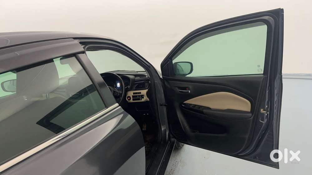 Toyota Glanza 1.2 V Amt, 2023, Petrol