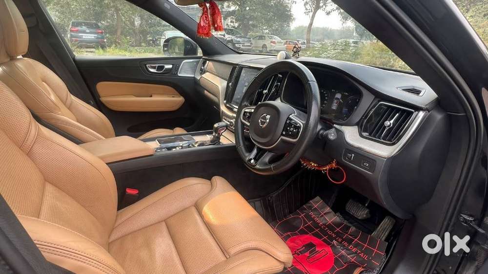 Volvo Xc60 D5 Awd Automatic, 2019, Diesel