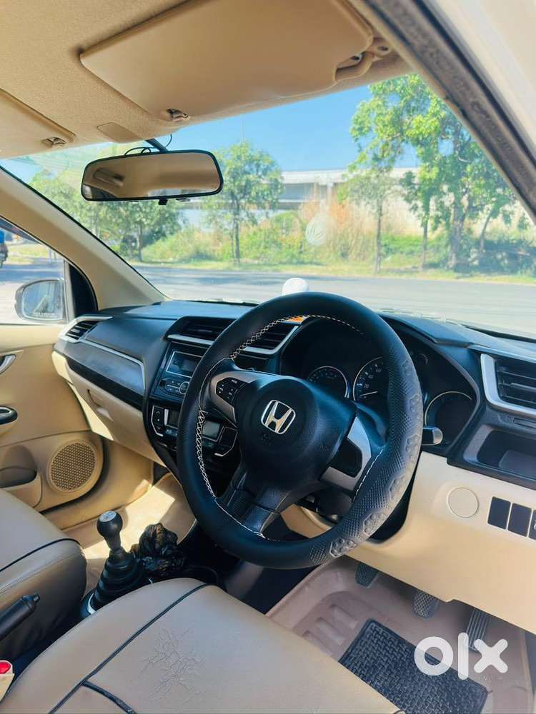 Honda Amaze 2016 Petrol Well Maintained