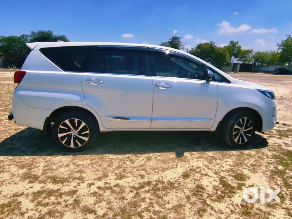 Toyota Innova Crysta Zx 2.4 Diesel 7 Seater, 2025, Diesel