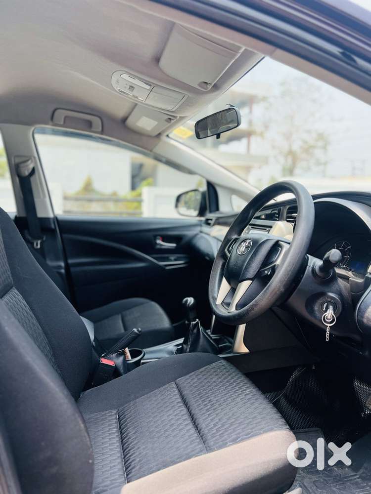 Toyota Innova Crysta 2.4 G Mt, 2016, Diesel