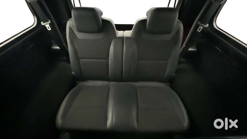 Mahindra Thar Lx Hard Top Petrol Mt 4wd, 2021, Petrol