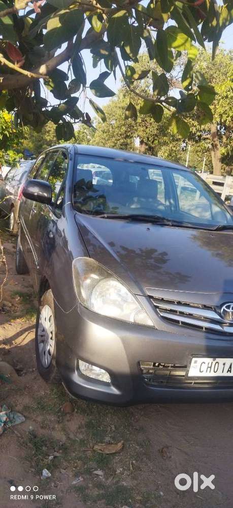 Toyota Innova 2004-2011 2.5 Gx (diesel) 7 Seater Bs Iv, 2010, Diesel
