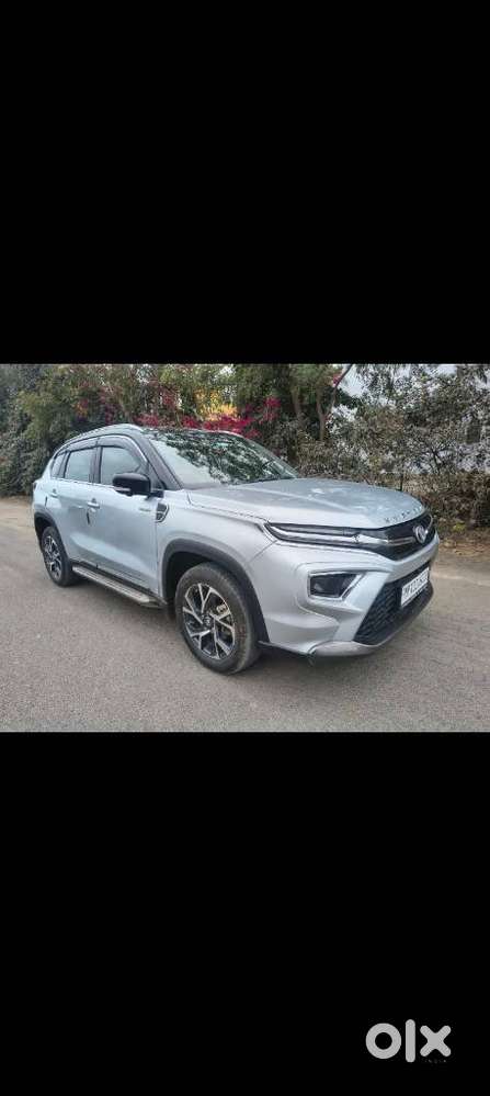 Toyota Urban Cruiser Hyryder 1.5 V Hybrid, 2024, Petrol