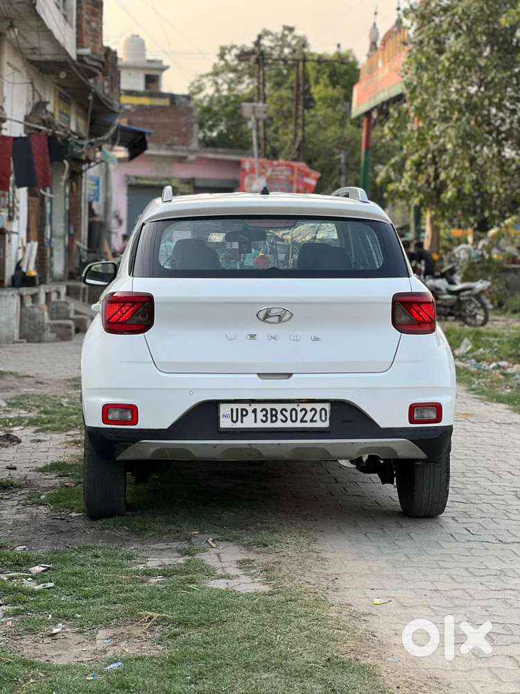 Hyundai Venue 1.5 S (o) Crdi, 2021, Petrol
