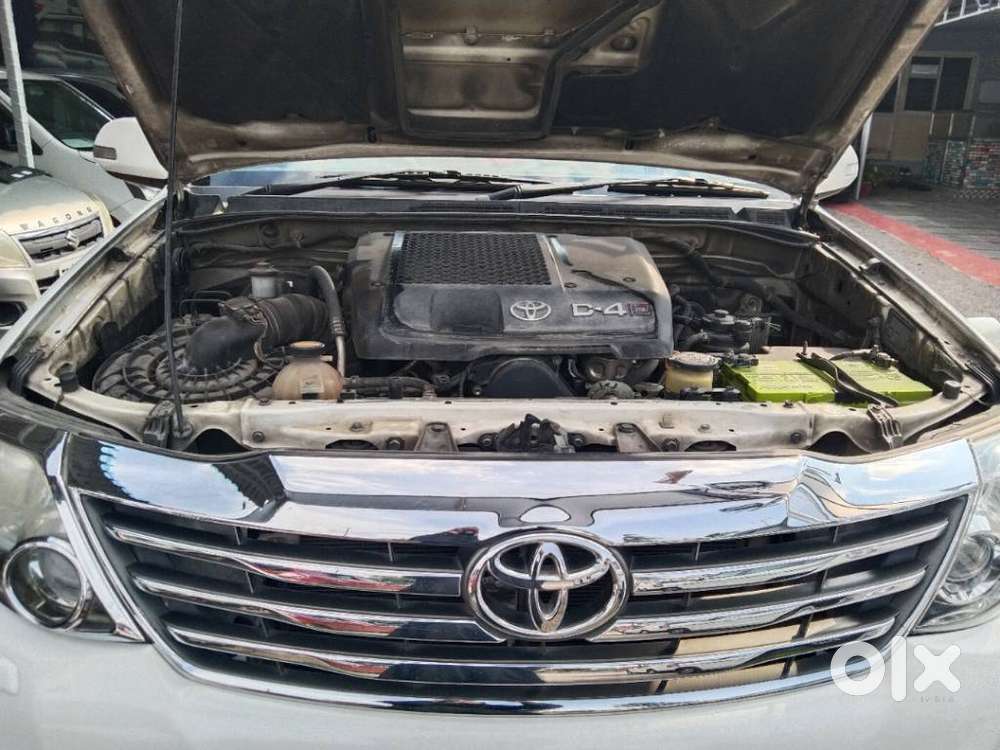 Toyota Fortuner 2.5 4x2 Mt Trd Sportivo, 2014, Diesel