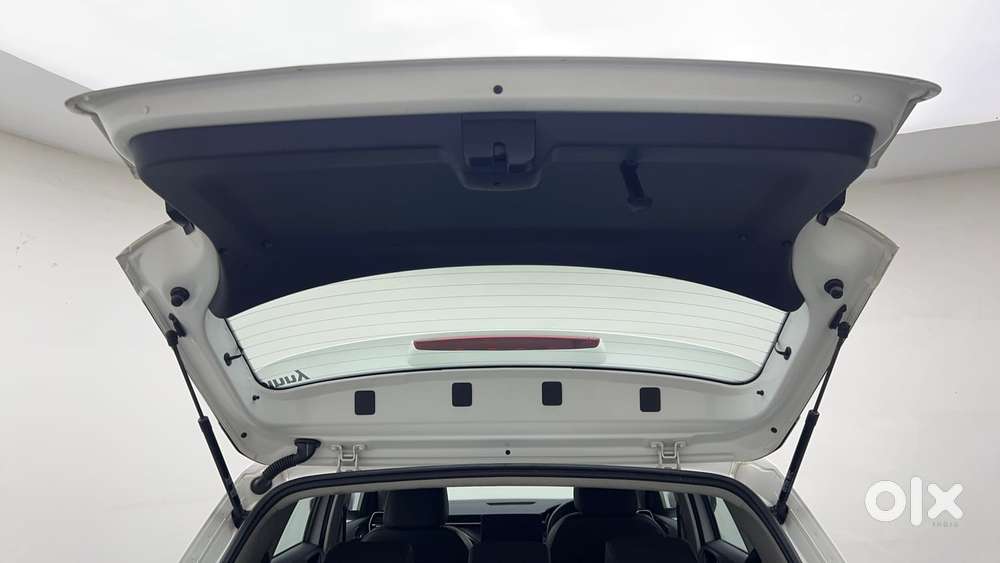 Skoda Kushaq Style 1.0l Tsi Mt, 2022, Petrol