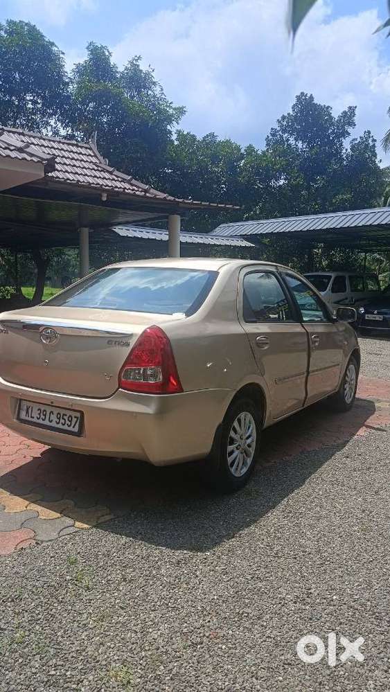 Toyota Etios V Sp, 2011, Petrol