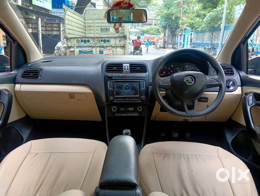 Skoda Rapid 1.0 Tsi Active, 2021, Petrol