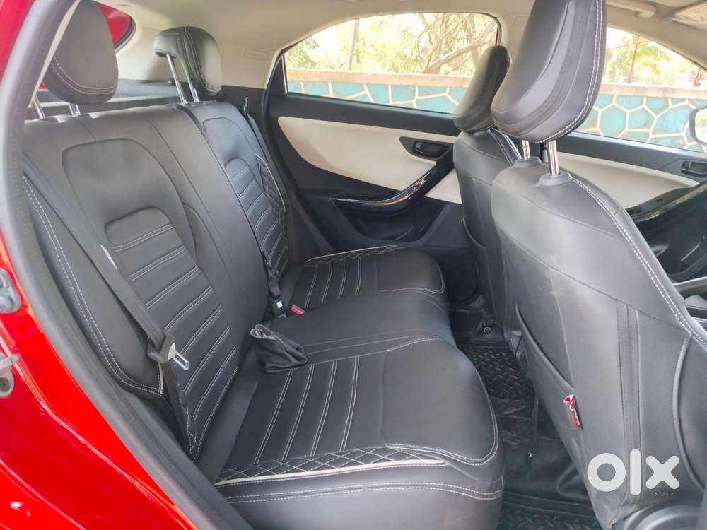Tata Nexon Pure Plus (s) Petrol Amt, 2024, Petrol