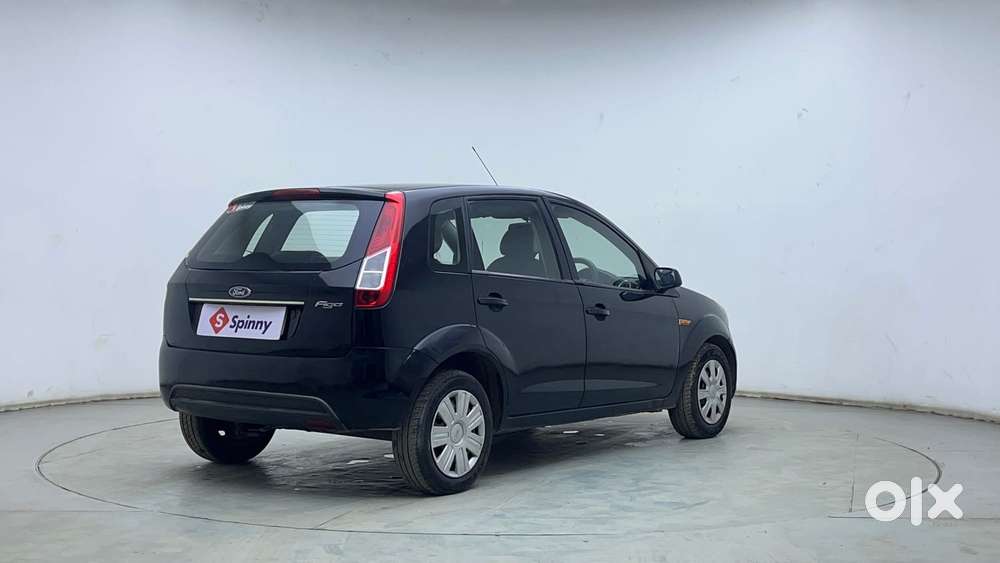 Ford Figo Petrol Zxi, 2013, Petrol
