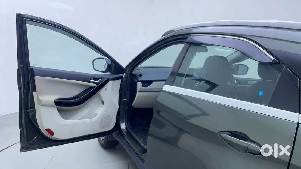 Tata Nexon 1.2 Revotron Xza Plus, 2022, Petrol
