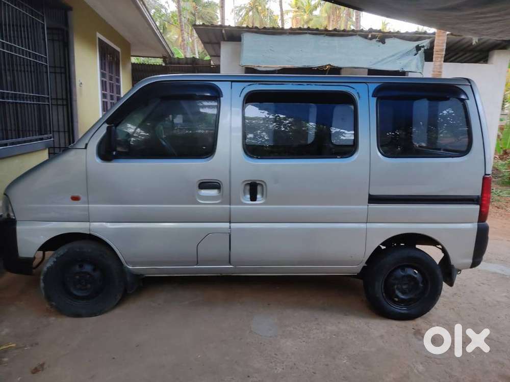 Maruti Suzuki Eeco 2010 Petrol Well Maintained