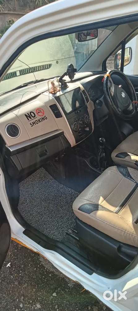 गाड़ी में एक रुपए का कोई काम नहीं है रनिंग में है