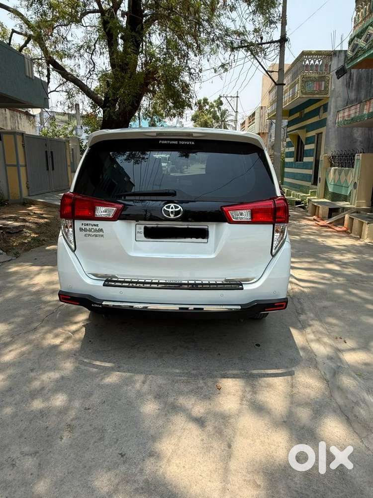 Toyota Innova Crysta 2023 Diesel Gx Well Maintained