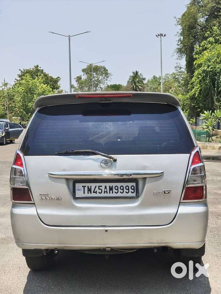 Toyota Innova 2.5 G (diesel) 8 Seater, 2005, Diesel