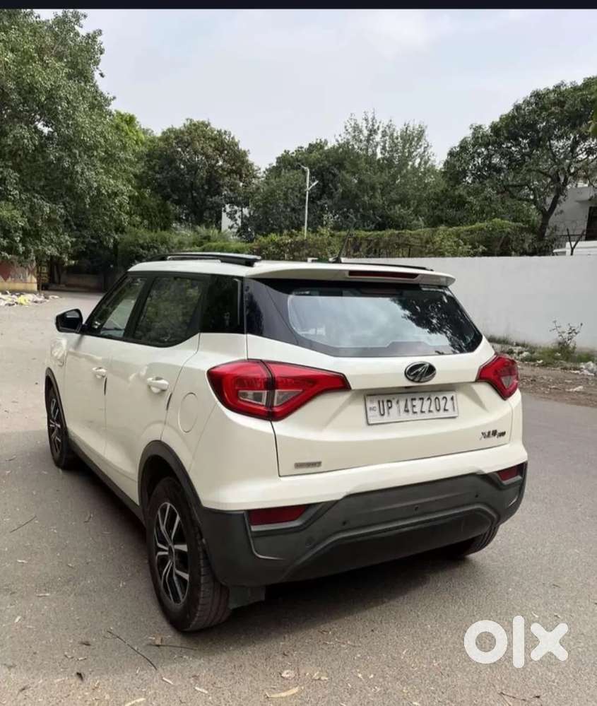 Mahindra Xuv300 1.2 W6 Amt Petrol, 2022, Petrol