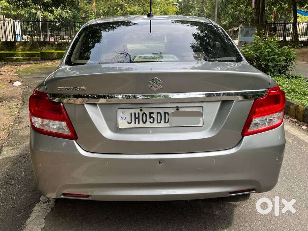 Maruti Suzuki Dzire 1.2 Vxi, 2022, Petrol