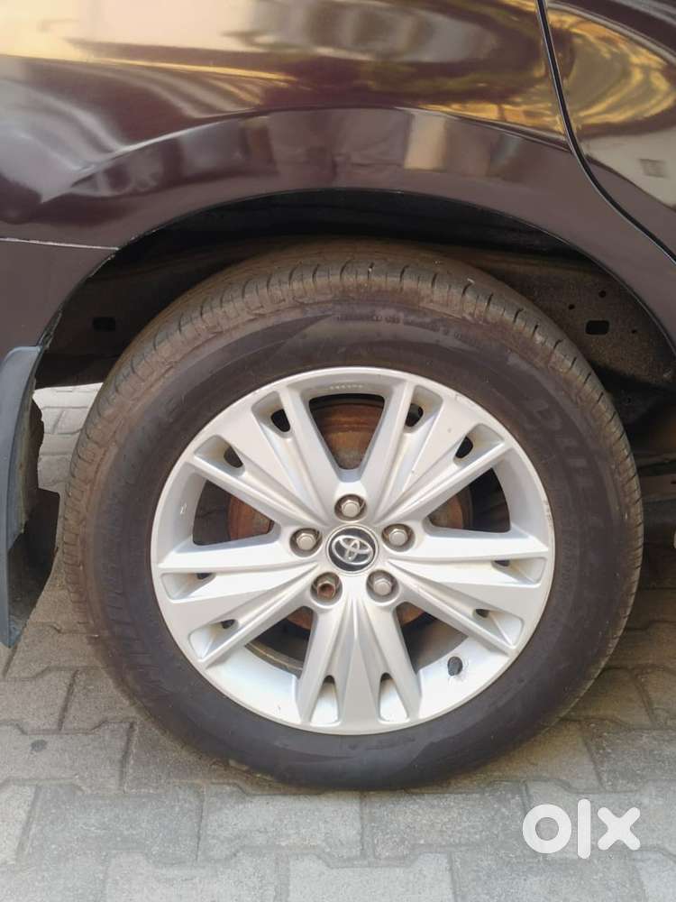 Toyota Innova Crysta 2.8z Automatic, 2016, Diesel