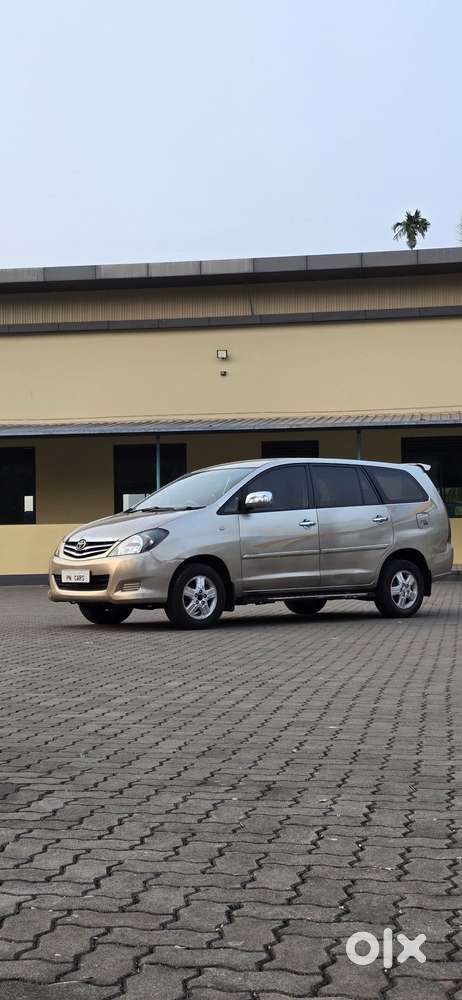 Toyota Innova 2.5 G (diesel) 8 Seater, 2007, Diesel