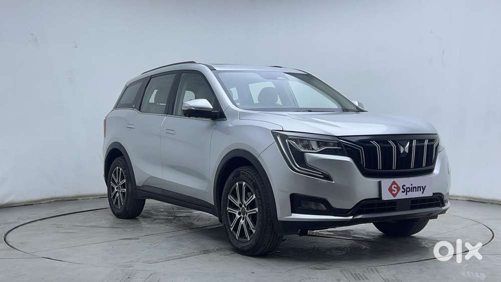 Mahindra Xuv700 2.0 Ax 7 Petrol Mt Str, 2021, Petrol