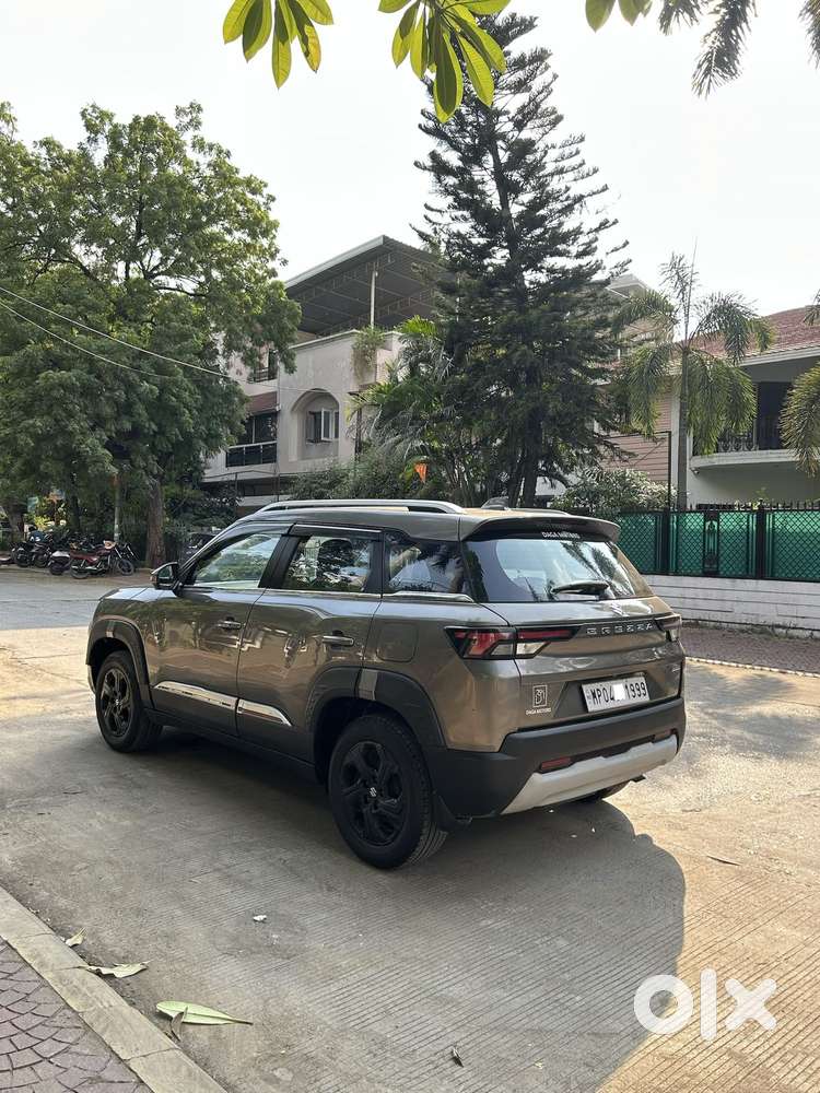 Maruti Suzuki Brezza 1.5 Zxi Plus Smart Hybrid, 2022, Cng & Hybrids