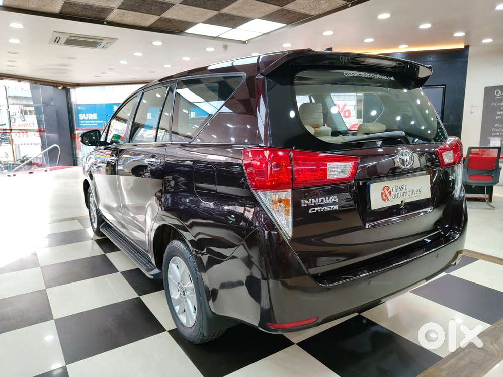 Toyota Innova Crysta 2.4 V, 2017, Diesel