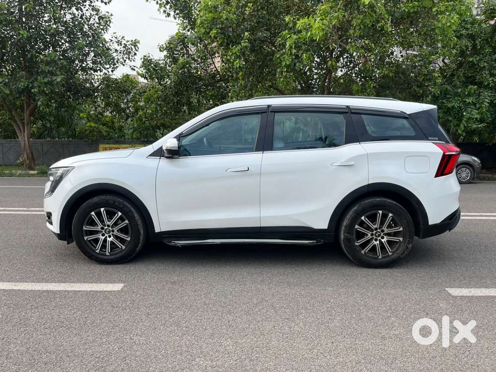Mahindra Xuv700 2.0 Ax 7 Petrol At Luxury Pack Str, 2022, Petrol