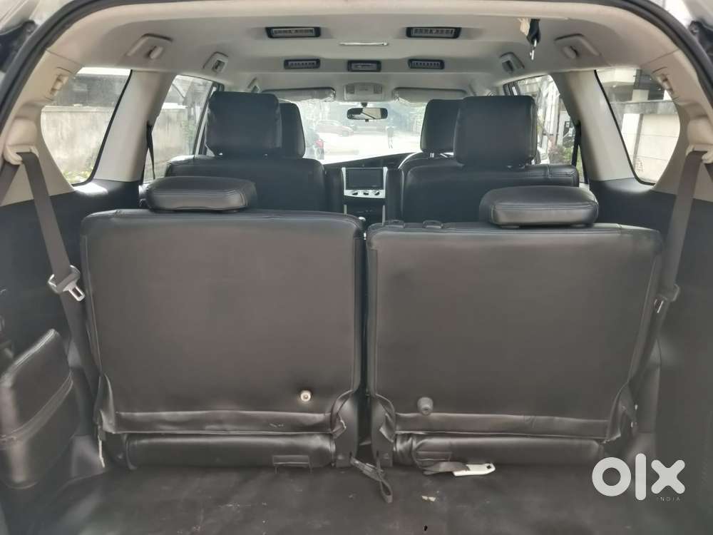 Toyota Innova Crysta 2.4 G Mt, 2016, Diesel