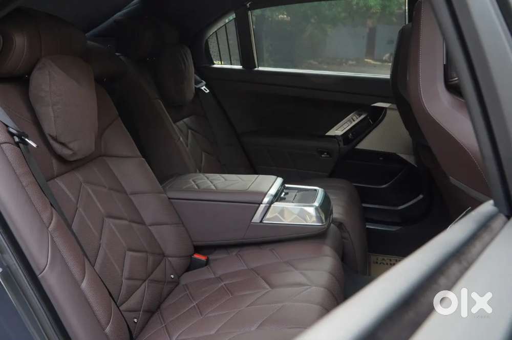 Bmw 7 Series 740i M Sport Petrol Automatic, 2024, Petrol