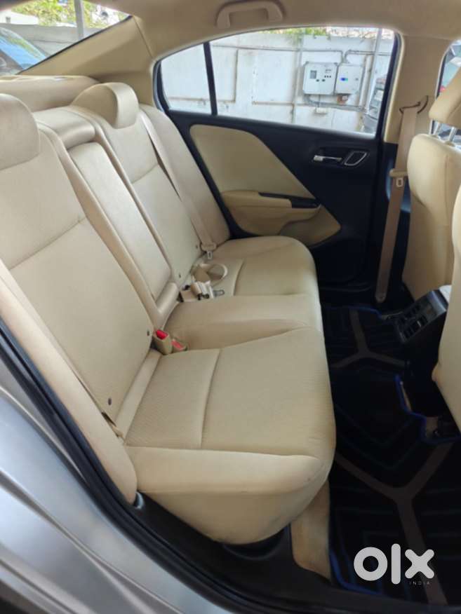 Honda City 1.5 V 4th Gen I-vtec Mt, 2022, Petrol